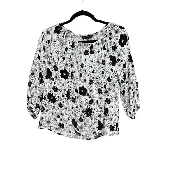 Adrienne Vittadini size small Black & White Puff Sleeve Blouse with3/4 Sleeves - Picture 1 of 6